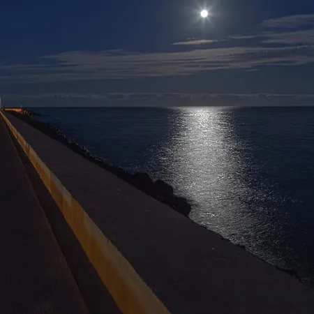 Marina Seafront 13