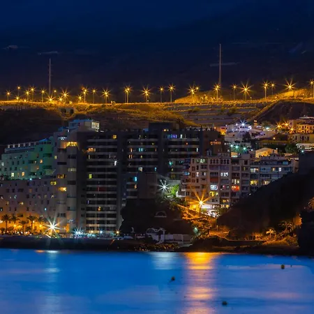 Marina Seafront 13 Apartment