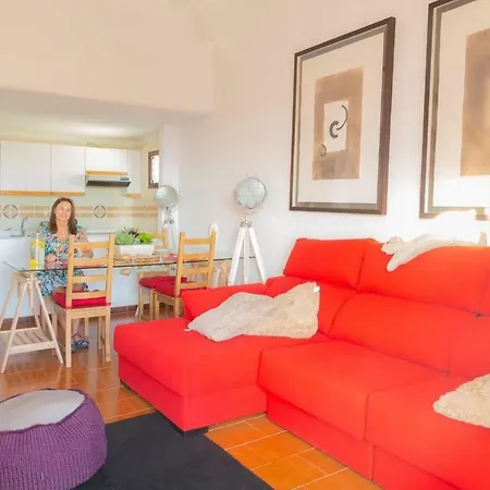 Marina Seafront 13 Apartment