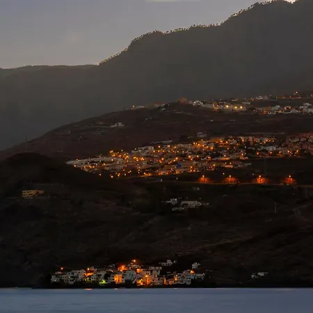 شقة Marina Seafront 13 *