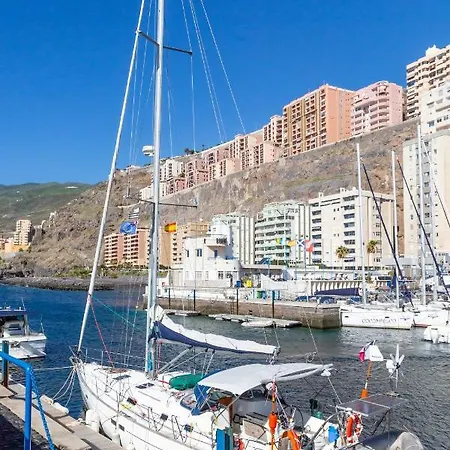 Marina Seafront 13 * Радазул