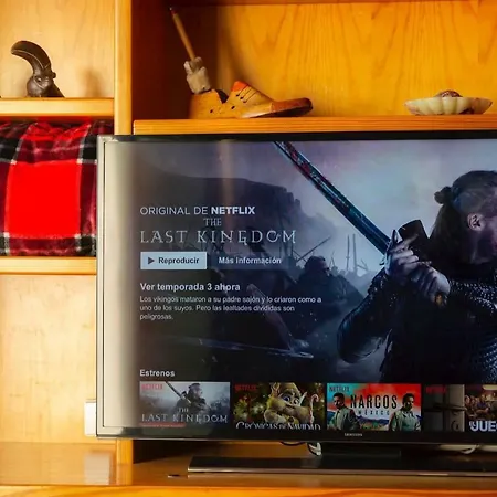 Marina Seafront 13 *